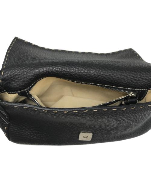 FENDI（フェンディ）FENDI (フェンディ) レザーミニマンマバケット ブラック サイズ:Freeの古着・服飾アイテム