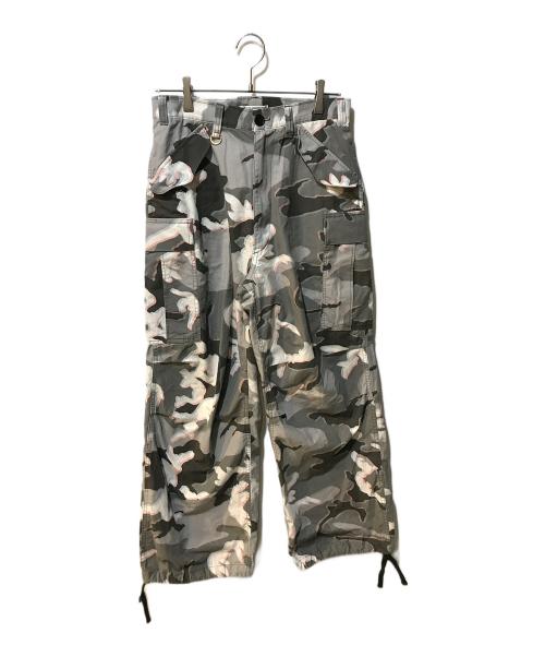 uniform experiment（ユニフォームエクスペリメント）uniform experiment (ユニフォームエクスペリメント) MOIRE CAMOUFLAGE CARGO PANTS グレー サイズ:１の古着・服飾アイテム