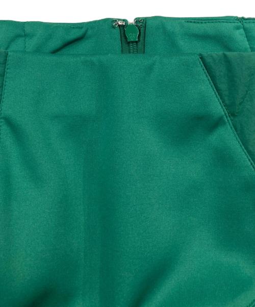 UN3D.（アンスリード）UN3D. (アンスリード) カッティングタイトスカート グリーン サイズ:38の古着・服飾アイテム