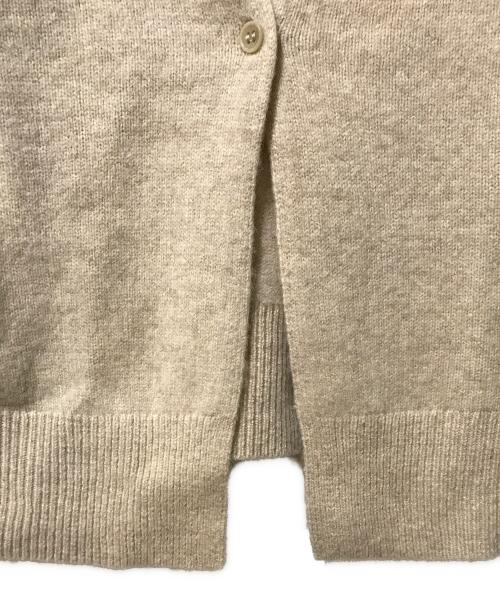 CLANE（クラネ）CLANE (クラネ) W FACE CENTER SLIT KNIT TOPS ベージュ サイズ:1の古着・服飾アイテム