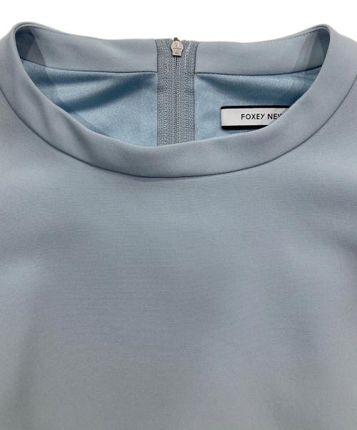 FOXEY NEWYORK（フォクシーニューヨーク）FOXEY NEWYORK (フォクシーニューヨーク) ノースリーブワンピース ブルー サイズ:40の古着・服飾アイテム