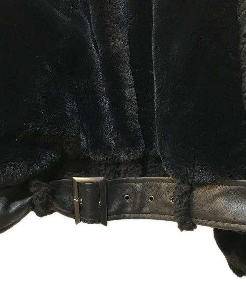 la belle etude（ラベルエチュード）la belle etude (ラベルエチュード) レザーベルトボリュームボアジャケット ブラック サイズ:Freeの古着・服飾アイテム