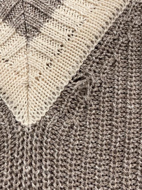 GRAN SASSO（グランサッソ）GRAN SASSO (グランサッソ) ローゲージリネンコットンVネックチルデンニット グレー サイズ:48の古着・服飾アイテム