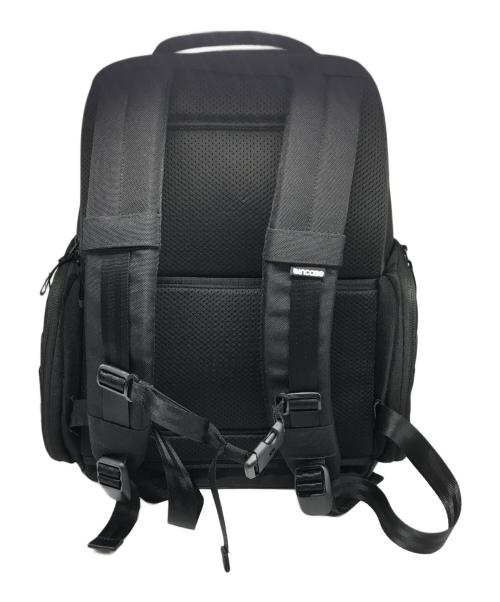 Incase（インケース）Incase (インケース) バックパック ブラックの古着・服飾アイテム