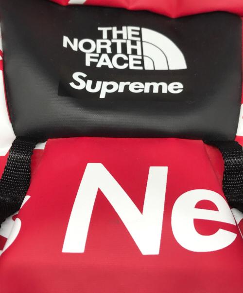 THE NORTH FACE（ザ ノース フェイス）THE NORTH FACE (ザ ノース フェイス) SUPREME (シュプリーム) バックパック ホワイト×レッドの古着・服飾アイテム
