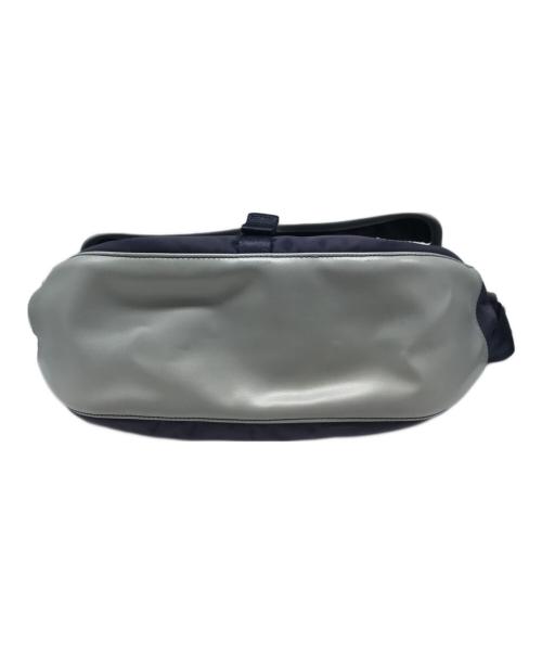 PORTER（ポーター）PORTER (ポーター) SAC'S BAR (サックスバー) バナナショルダーバッグ ネイビーの古着・服飾アイテム