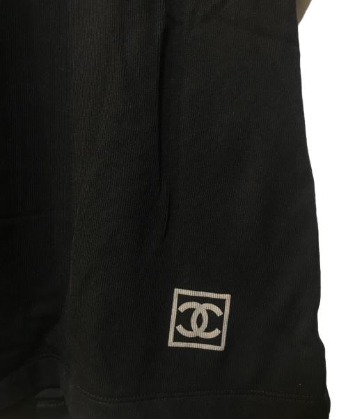 CHANEL（シャネル）CHANEL (シャネル) 裾ワンポイントロゴカットソー ブラック サイズ:42の古着・服飾アイテム