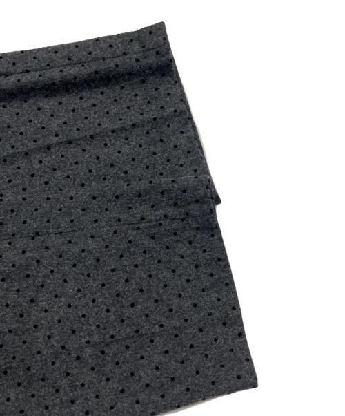 CLANE（クラネ）CLANE (クラネ) ウールドットスリットパンツ グレー サイズ:2 未使用品の古着・服飾アイテム