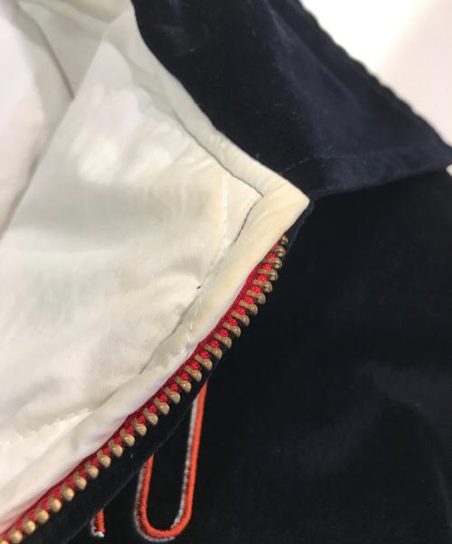 KOZABURO（コウザブロウ）KOZABURO (コウザブロウ) Navy Velour Orients Souvenir JKT オリーブ サイズ:1の古着・服飾アイテム