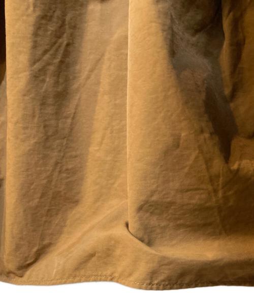 BEAUTY&YOUTH（ビューティーアンドユース）BEAUTY&YOUTH (ビューティーアンドユース) コットンナイロン バックホール キャミソール ブラウン サイズ:Freeの古着・服飾アイテム