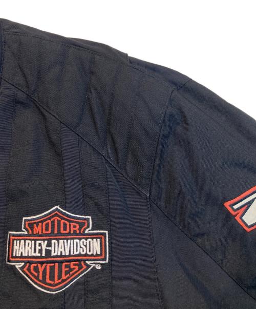 HARLEY-DAVIDSON（ハーレーダビッドソン）HARLEY-DAVIDSON (ハーレーダビッドソン) 袖ロゴ中綿ジャケット ブラック サイズ:Mの古着・服飾アイテム