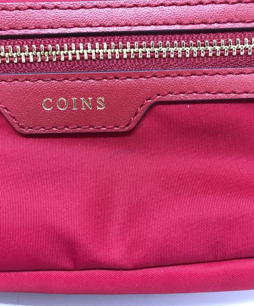 ANYA HINDMARCH（アニヤ・ハインドマーチ）ANYA HINDMARCH (アニヤハインドマーチ) マルチポケットナイロンクロスボディ レッドの古着・服飾アイテム