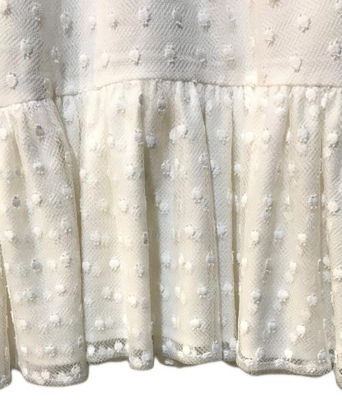 TSURU by MARIKO OIKAWA（ツルバイマリコオイカワ）TSURU by MARIKO OIKAWA (ツルバイマリコオイカワ) チュール ドット ブラウス ホワイト サイズ:Freeの古着・服飾アイテム