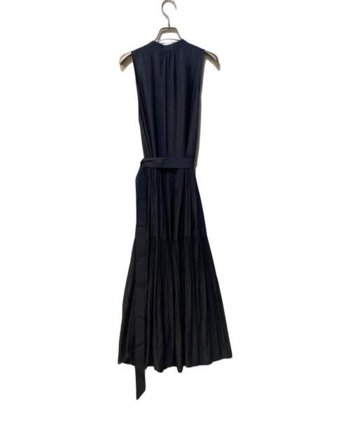 STUNNING LURE（スタニングルアー）STUNNING LURE (スタニングルアー) ノースリーブバンドカラーワンピース ネイビー 未使用品の古着・服飾アイテム