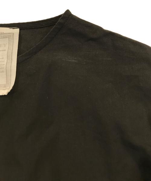 BEARDSLEY（ビアズリー）BEARDSLEY (ビアズリー) 《シーズンレス》シャツTシャツ ブラック サイズ:Fの古着・服飾アイテム