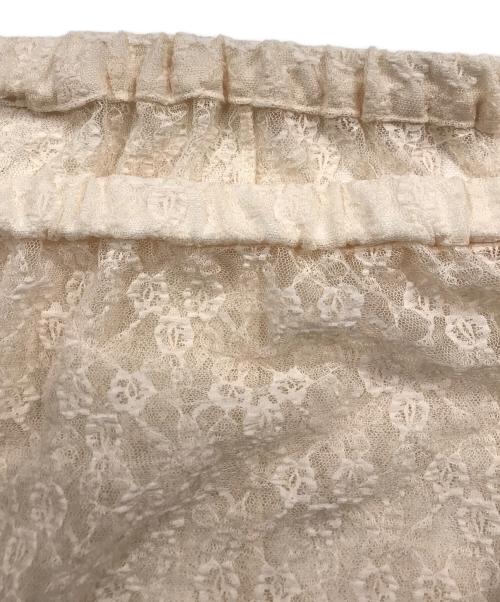 Spick and Span（スピック＆スパン）Spick and Span (スピックアンドスパン) フレアレーススカート ベージュ サイズ:Free 未使用品の古着・服飾アイテム