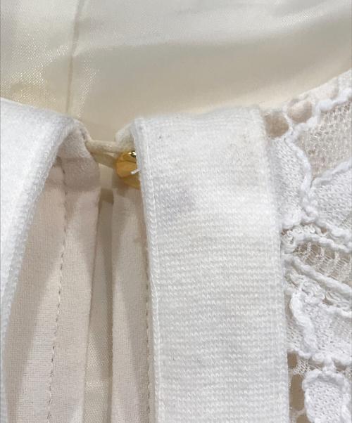 acka（エーシーケーエー）acka (エーシーケーエー) lace no sleeve one-piece ホワイト サイズ:1 未使用品の古着・服飾アイテム