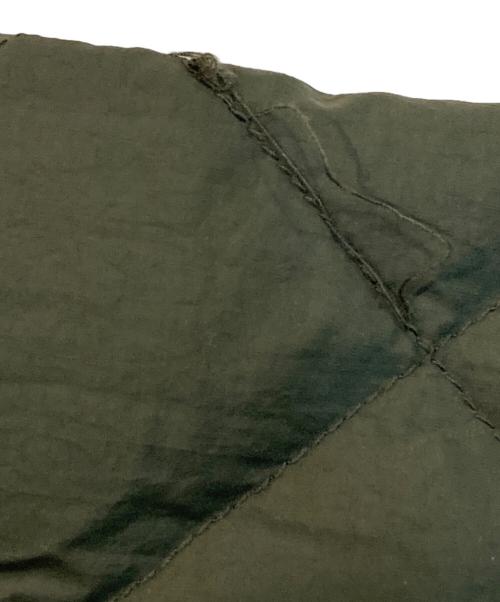 Gymphlex（ジムフレックス）Gymphlex (ジムフレックス) ダイヤキルトダウン Vネック カラーレスコート オリーブ サイズ:14の古着・服飾アイテム