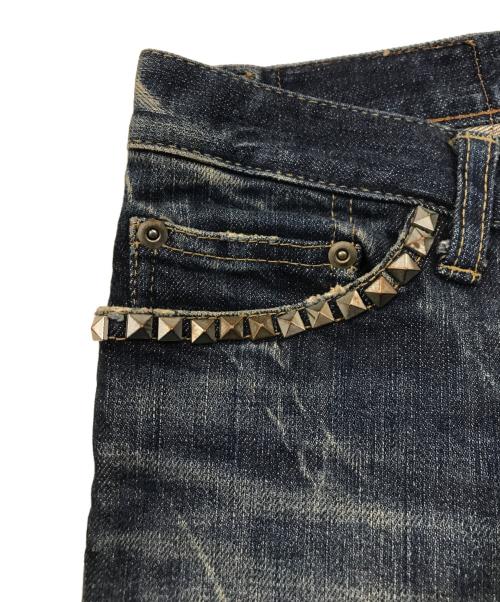 hysterics（ヒステリックス）hysterics (ヒステリックス) ブーツカットスタッズパンツ インディゴ サイズ:XXSの古着・服飾アイテム