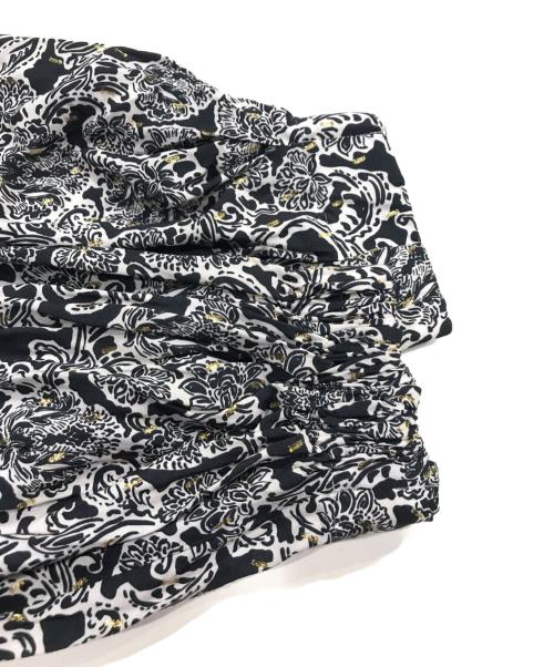 journal standard L'essage（ジャーナルスタンダード レサージュ）journal standard L'essage (ジャーナルスタンダード レサージュ) プリント スキッパーワンピース ブラック サイズ:Freeの古着・服飾アイテム