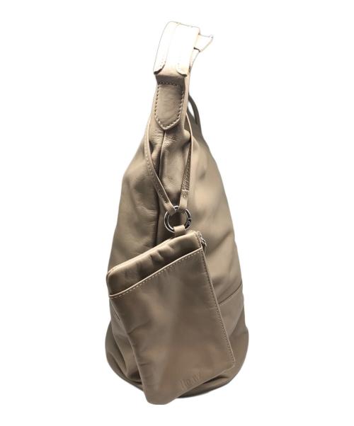 Hoaw（ハァウ）Hoaw (ハァウ) ワンショルダーバッグ ベージュの古着・服飾アイテム