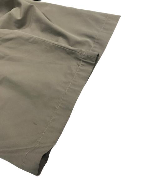 MAISON SPECIAL（メゾンスペシャル）MAISON SPECIAL (メゾンスペシャル) 120/2/2 Suvin Cotton Gabardine Prime-Wide Two Tucks Pants オリーブ サイズ:2の古着・服飾アイテム