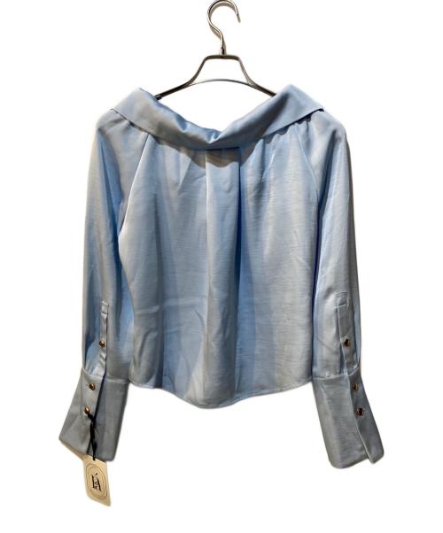 polaura（ポロ―ラ）polaura (ポロ―ラ) ボウタイmany wayオフショルサテンブラウス ブルー サイズ:Free 未使用品の古着・服飾アイテム