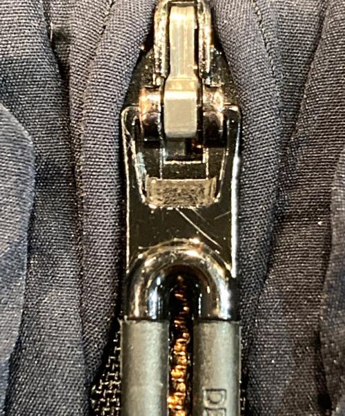 DESCENTE（デサント）DESCENTE (デサント) ナイロン ストレッチ 中綿 ジャケット ネイビーの古着・服飾アイテム