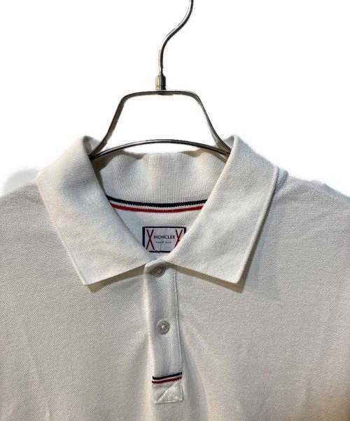 MONCLER（モンクレール）MONCLER (モンクレール) ポロシャツ ホワイト サイズ:Sの古着・服飾アイテム