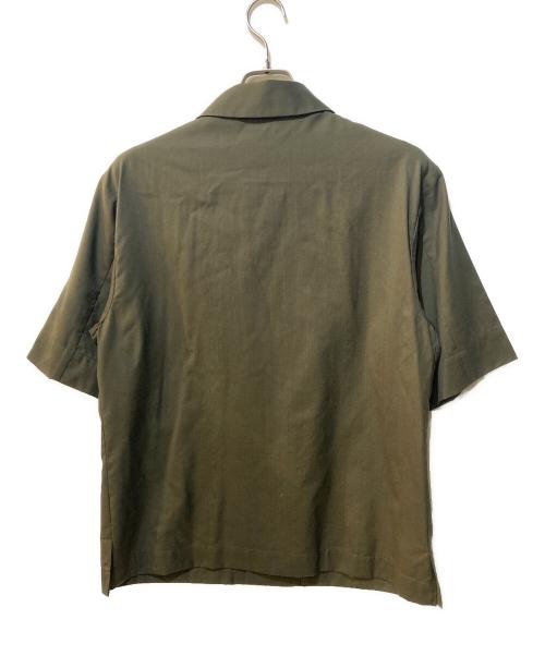 MARGARET HOWELL（マーガレットハウエル）MARGARET HOWELL (マーガレットハウエル) レギュラーカラー半袖シャツ オリーブ サイズ:Sの古着・服飾アイテム