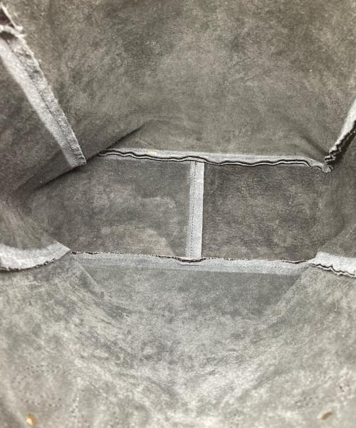 YOUNG & OLSEN The DRYGOODS STORE（ヤングアンドオルセン ザ ドライグッズストア）YOUNG & OLSEN The DRYGOODS STORE (ヤングアンドオルセン ザ ドライグッズストア) シボ革ハンドバッグ ブラックの古着・服飾アイテム