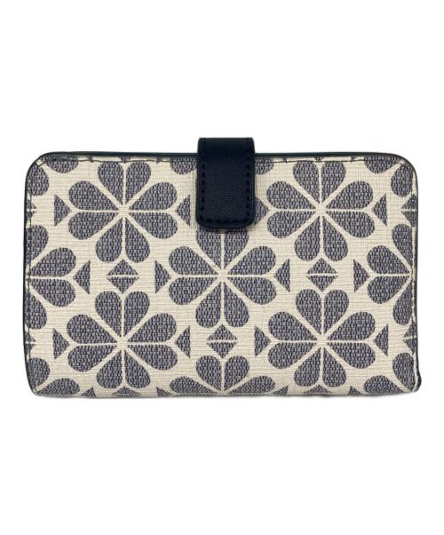 Kate Spade（ケイトスペード）Kate Spade (ケイトスペード) スペード フラワー コーテッド キャンバス コンパクト ウォレット ホワイトの古着・服飾アイテム