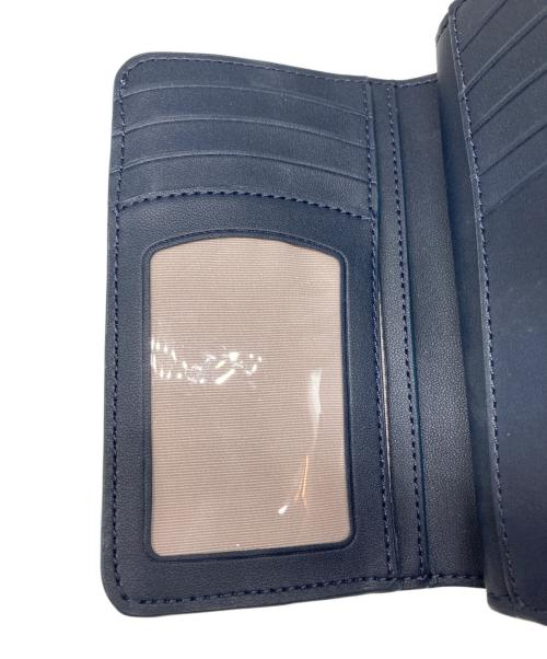 Kate Spade（ケイトスペード）Kate Spade (ケイトスペード) スペード フラワー コーテッド キャンバス コンパクト ウォレット ホワイトの古着・服飾アイテム