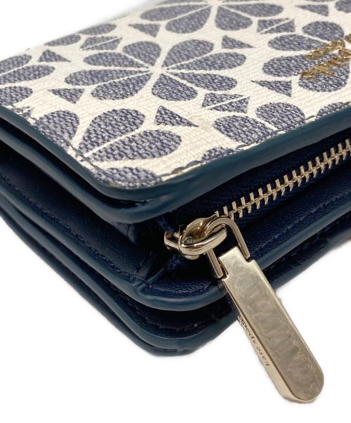 Kate Spade（ケイトスペード）Kate Spade (ケイトスペード) スペード フラワー コーテッド キャンバス コンパクト ウォレット ホワイトの古着・服飾アイテム