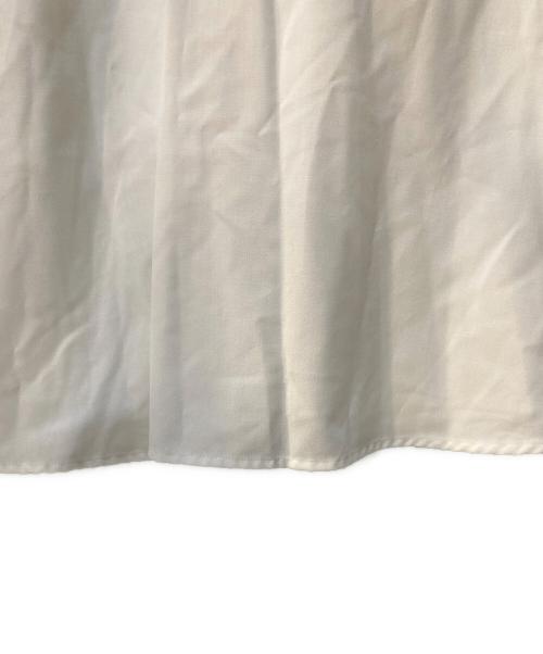 Louren（ローレン）Louren (ローレン) AMERICAN SLEEVE FLARE DRESS ホワイト サイズ:Sの古着・服飾アイテム