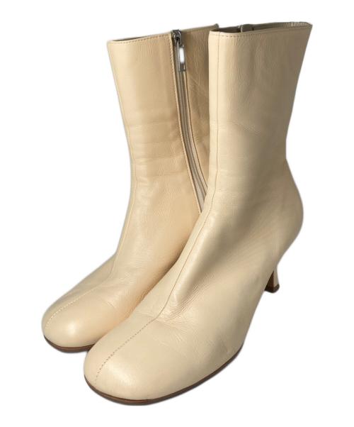 CLANE（クラネ）CLANE (クラネ) ROUND TOE SHORT BOOTS ホワイト サイズ:37の古着・服飾アイテム