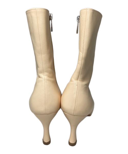 CLANE（クラネ）CLANE (クラネ) ROUND TOE SHORT BOOTS ホワイト サイズ:37の古着・服飾アイテム