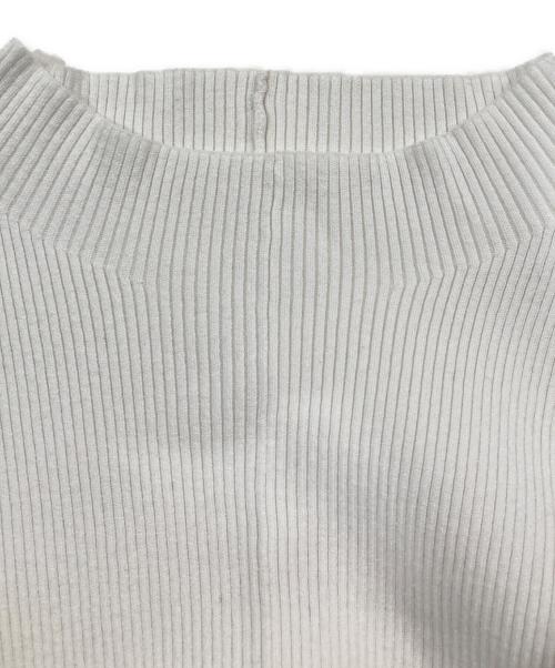 CELFORD（セルフォード）CELFORD (セルフォード) ファーヘムペプラムニットプルオーバー ホワイト サイズ:36の古着・服飾アイテム