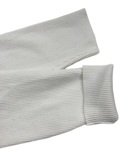 CELFORD（セルフォード）CELFORD (セルフォード) ファーヘムペプラムニットプルオーバー ホワイト サイズ:36の古着・服飾アイテム