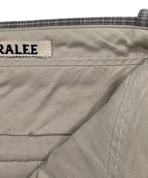 AURALEE（オーラリー）AURALEE (オーラリー) HARD TWIST WOOL DOUBLE FACE CHECK SLACKS グレー サイズ:3の古着・服飾アイテム