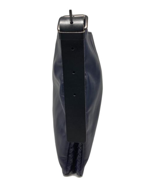 BOTTEGA VENETA（ボッテガベネタ）BOTTEGA VENETA (ボッテガベネタ) イントレチャートレザーショルダーバッグ ネイビーの古着・服飾アイテム