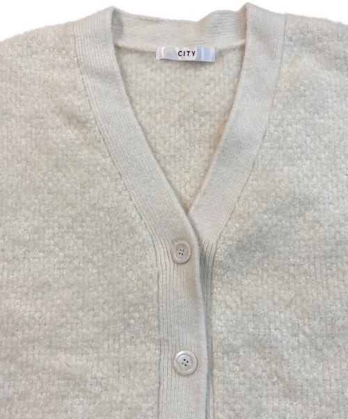 CITY（シティ）CITY (シティ) ベビーアルパカブークレニットカーディガン ホワイト サイズ:Freeの古着・服飾アイテム