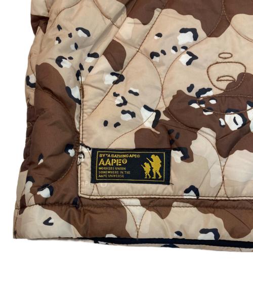 Aape BY A BATHING APE（エーエイプ バイ アベイシングエイプ）Aape BY A BATHING APE (エーエイプ バイ アベイシングエイプ) キルティングベスト ベージュ サイズ:XLの古着・服飾アイテム