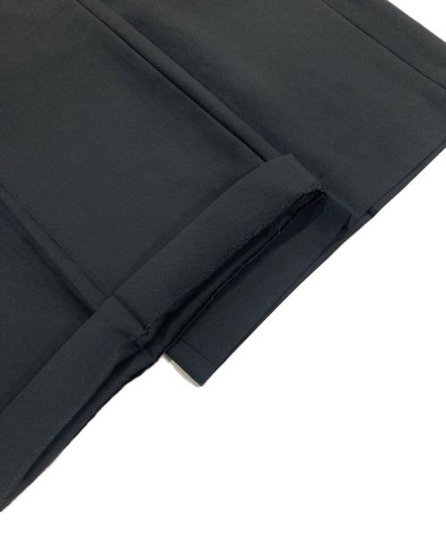 ENFOLD（エンフォルド）ENFOLD (エンフォルド) Comfotable Twill センタープレスワイドゴムTROUSERS ブラック サイズ:36の古着・服飾アイテム