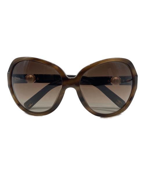 CHANEL（シャネル）CHANEL (シャネル) パールストーンサングラス ブラウン サイズ:61□15 125の古着・服飾アイテム