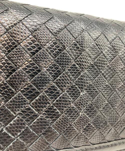 BOTTEGA VENETA（ボッテガベネタ）BOTTEGA VENETA (ボッテガベネタ) イントレチャート ラウンドジップウォレット ブラックの古着・服飾アイテム