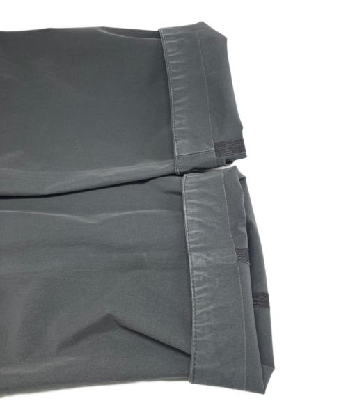 THE NORTH FACE（ザ ノース フェイス）THE NORTH FACE (ザ ノース フェイス) デザート ジャケット グレー サイズ:Ｓの古着・服飾アイテム