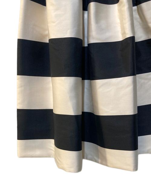 SHE TOKYO（シートーキョー）SHE TOKYO (シートーキョー) Anna Silk Big Border ホワイト×ブラック サイズ:36の古着・服飾アイテム