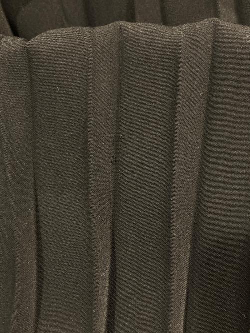 MM6 Maison Margiela（エムエムシックスメゾンマルジェラ）MM6 Maison Margiela (エムエムシックスメゾンマルジェラ) プリーツノースリーブワンピース ブラック サイズ:38の古着・服飾アイテム