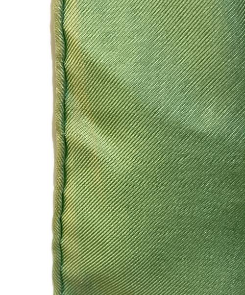 HERMES（エルメス）HERMES (エルメス) カレ90 les perroquets オウム グリーンの古着・服飾アイテム